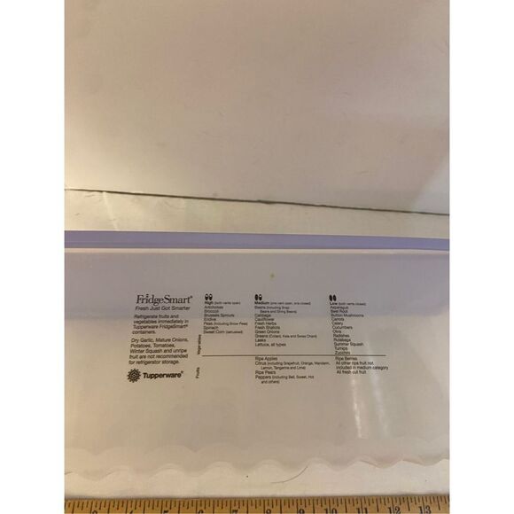 Tupperware fridge smart bread box Light Purple - Picture 4 of 4